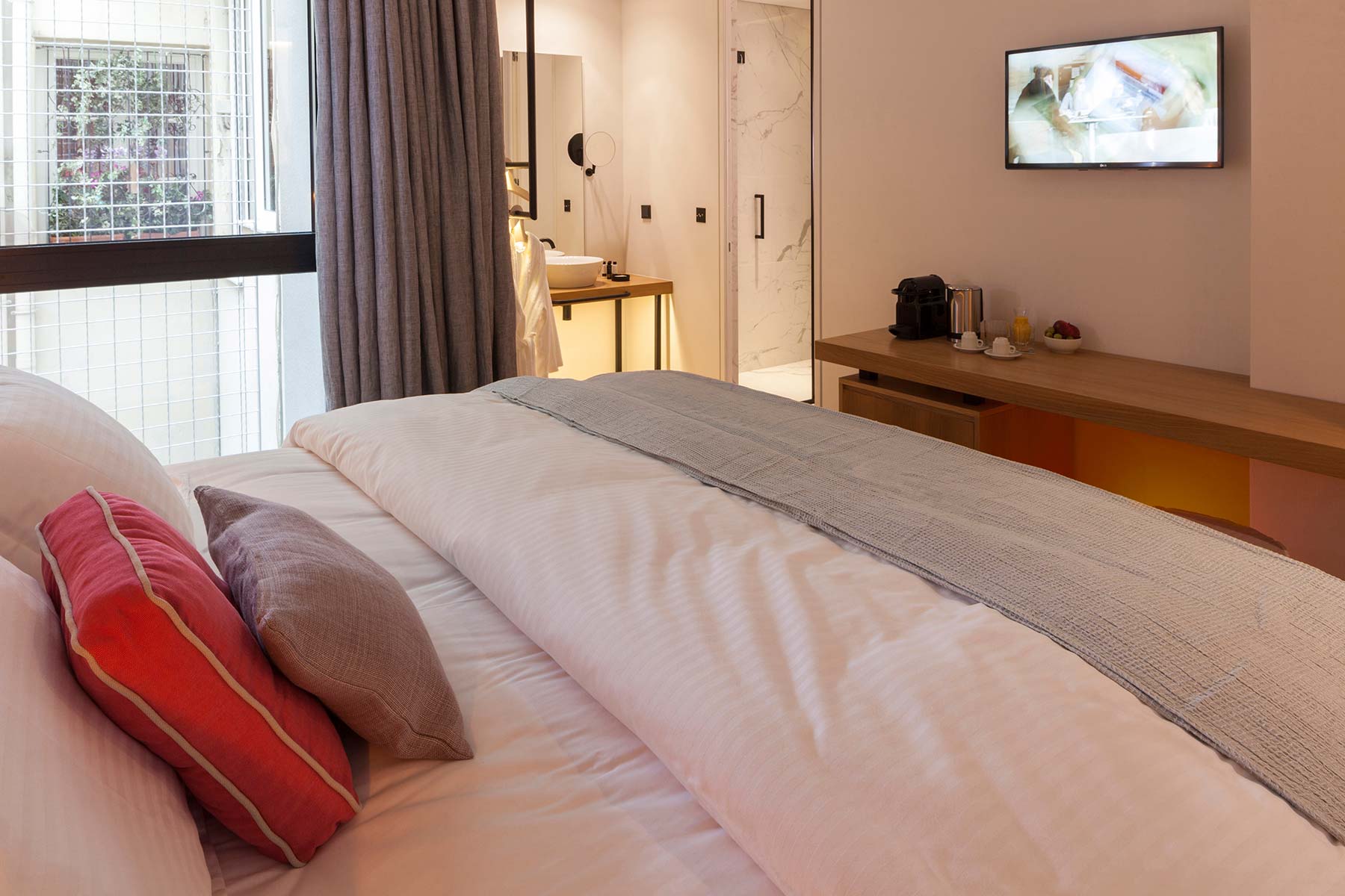 sleep tight coco mat hotels 01