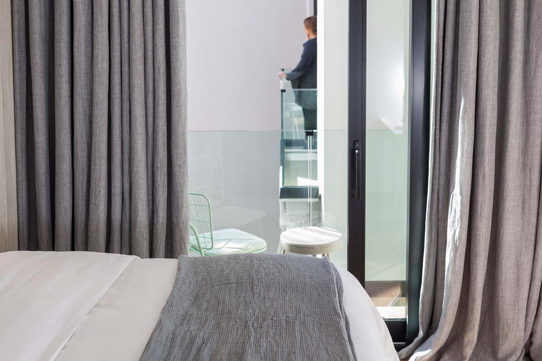 urban room coco mat hotels 2